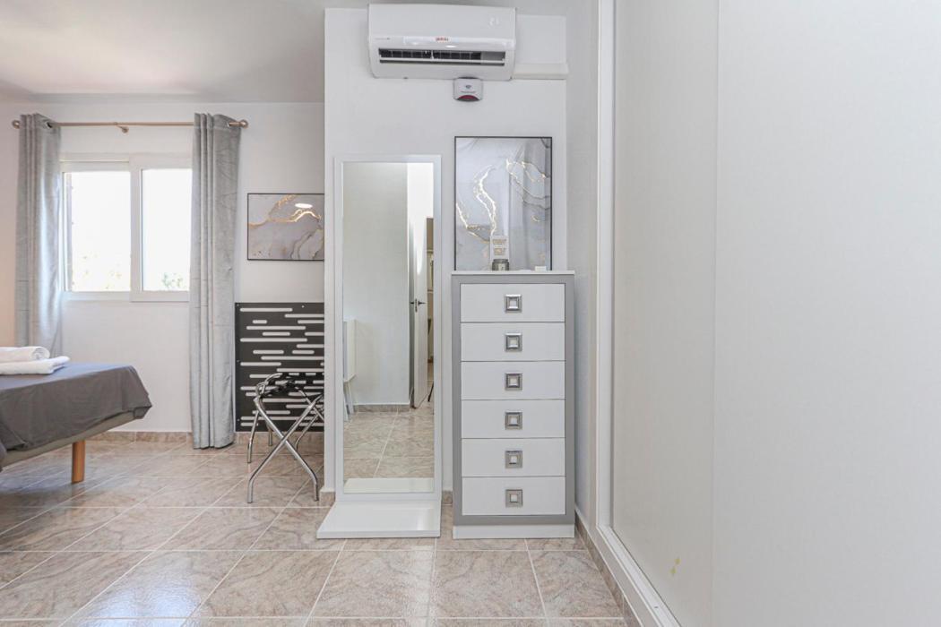 Presidential Suite Villamartin Plaza Av Brisas 67 لقنت المظهر الخارجي الصورة