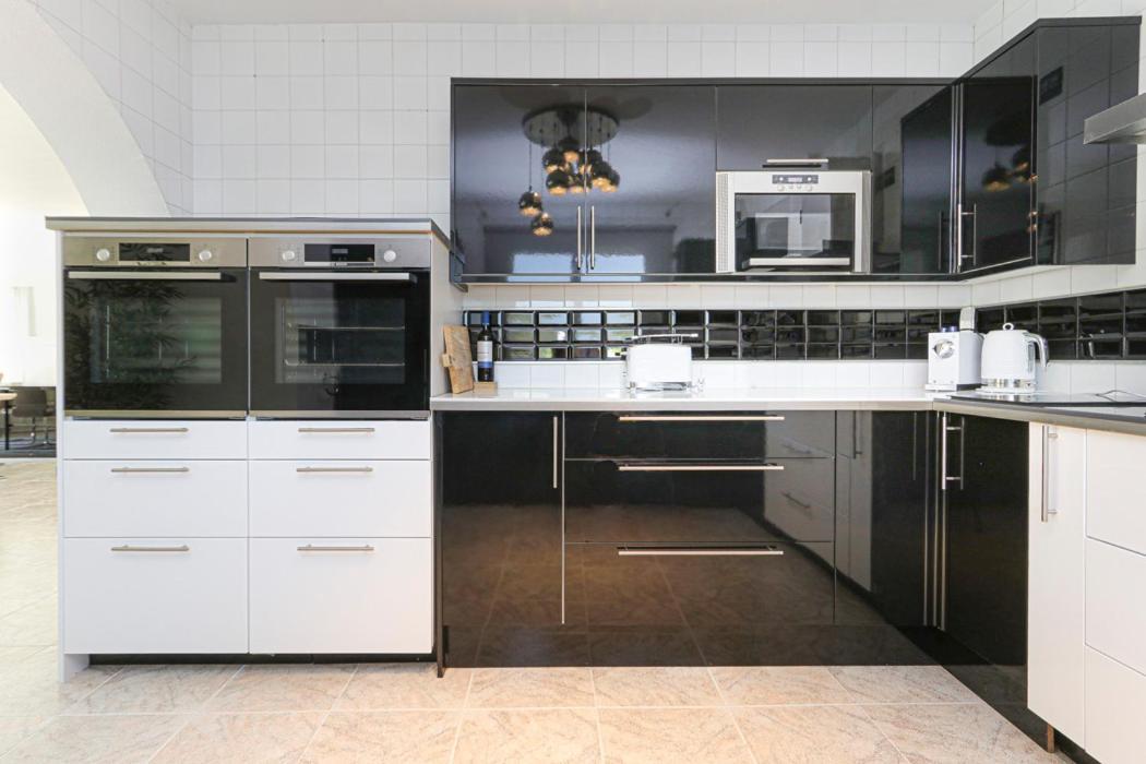 Presidential Suite Villamartin Plaza Av Brisas 67 لقنت المظهر الخارجي الصورة